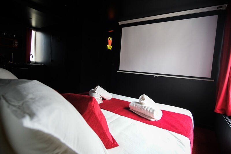 Movie Time — Le Cinéma, logement près du Mont Saint-Michel